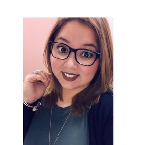 Meet your Posher, Ingri